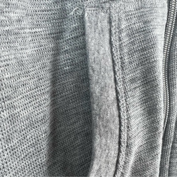 Calvin Klein Performance jacket - Picture 11 of 11